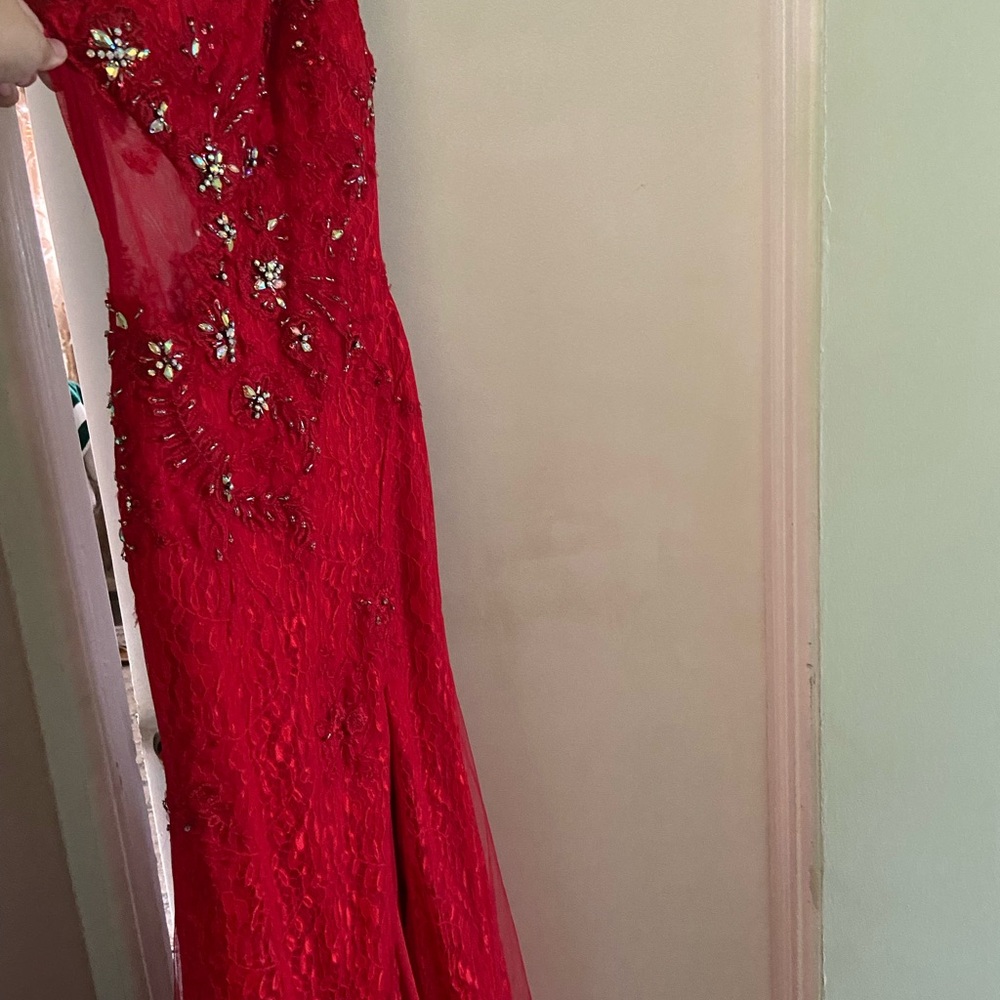 Elegant Red Beaded Prom Dress - Sleeveless Evening Gown